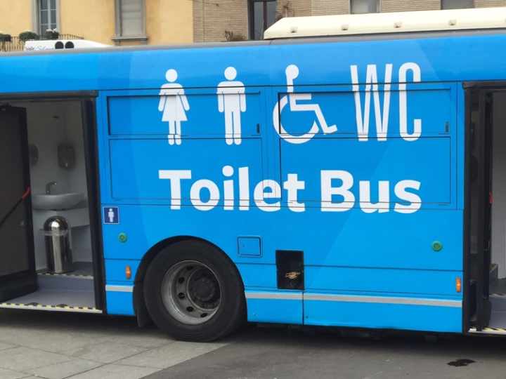 Toilet Bus