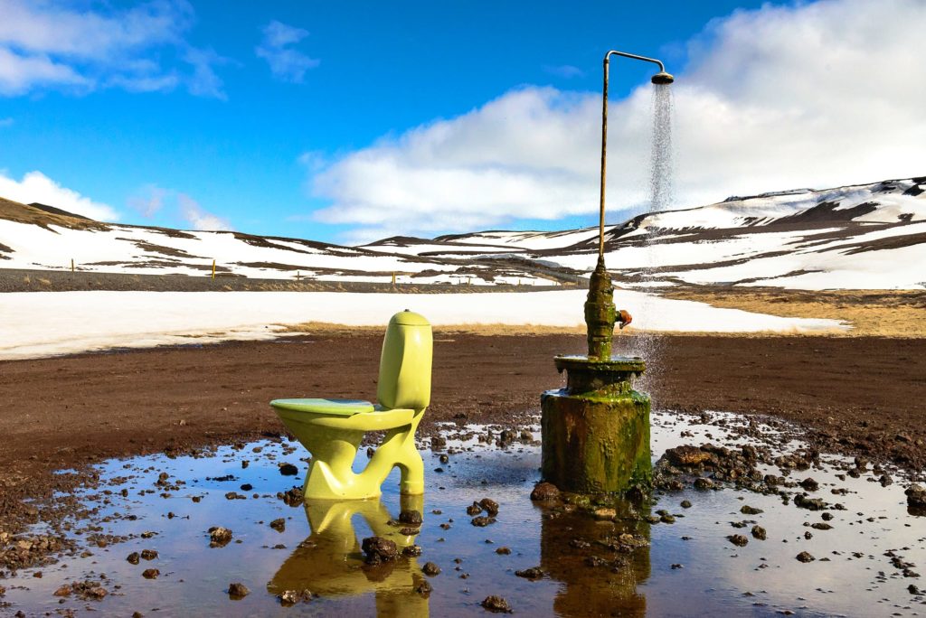 Toilet and shower in Iceland