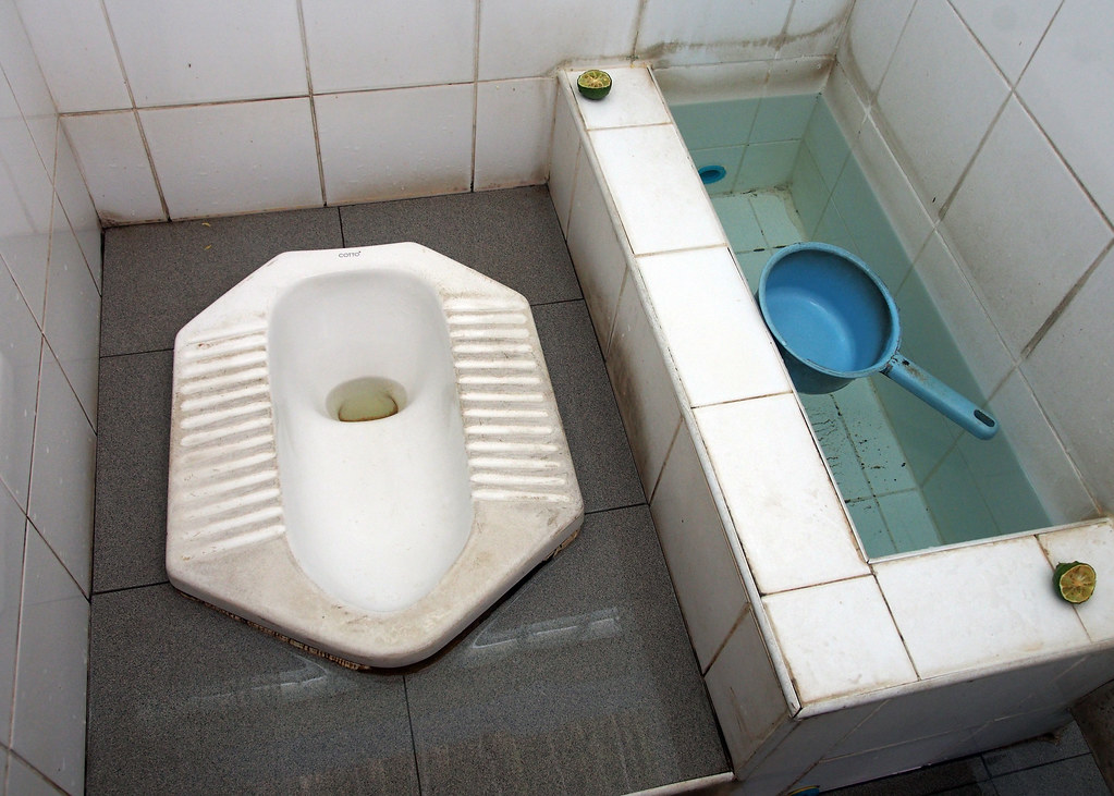 Thai toilet