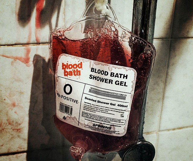 blood bath shower gel