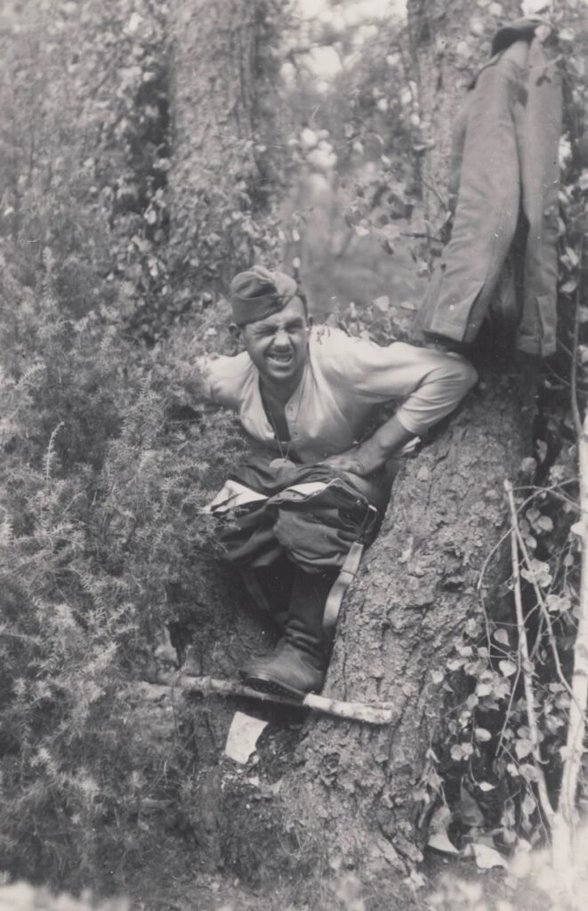 german soldier taking a dump