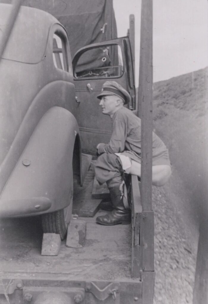 german soldier taking a dump