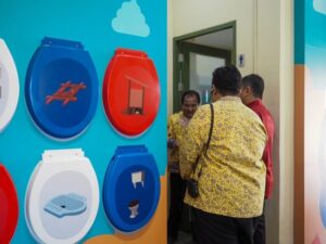 Una mostra di bagni nella città di Phuket